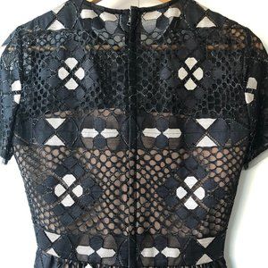 BCBGMaxAzria lined lace top art deco